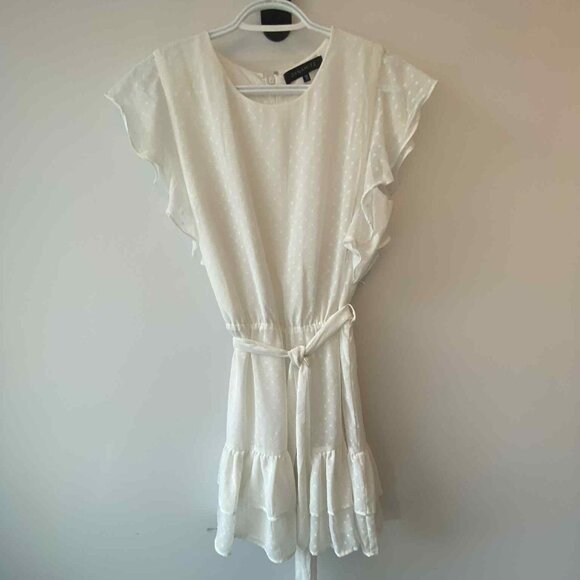 Dynamite white dress - Picture 1 of 2